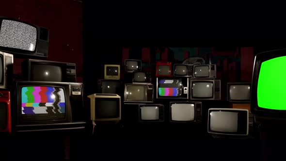 TV Display Collection with Noise, Test Patterns, and a Single Green Screen - 4K alt