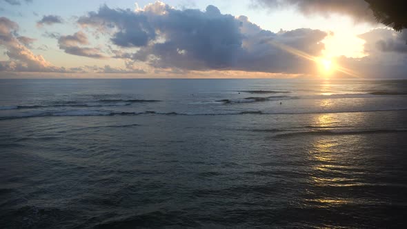 Beautiful Sunset Over Sea alt