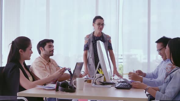 Senior Leader Giving Advice Speech to Team Members alt