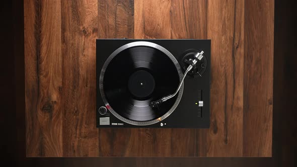 Vinyl Player From Above alt