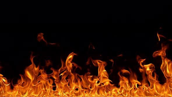 Fire Line in Super Slow Motion Isoélated on Black Shooting with High Speed Cinema Camera in alt