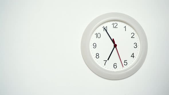 Wall Clock Showing 7 Hours. Timelapse