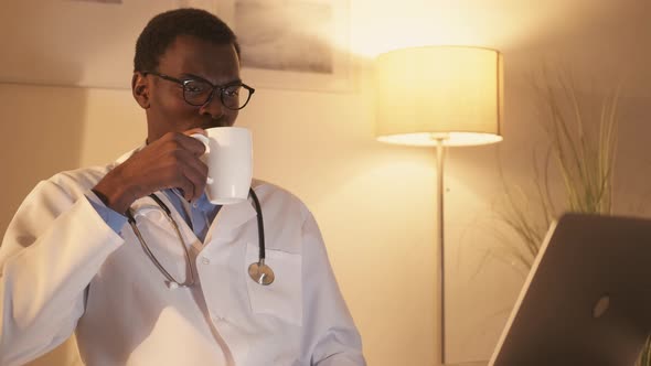 Medical Webinar Doctor Watching Video Class Late alt