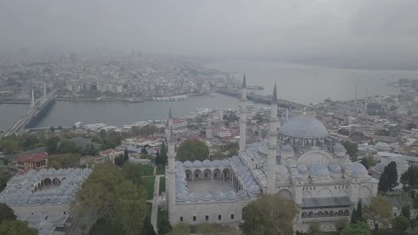 Aerial footage of Suleymaniye Mosque from a foggy day dlog 08 alt