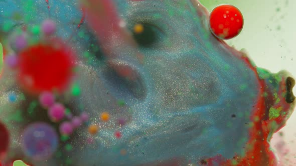 Top View Movement of Dark Oil Ink Drops Bubbles Multicolored Artistic Paint Surface Background alt