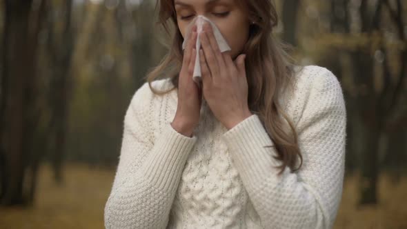 Young Girl Suffering From Importunate Rhinitis and Coryza, Seasonal Allergy alt