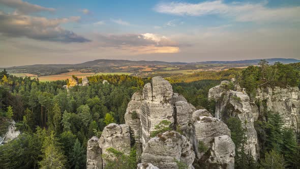 Time lapse of a beautiful view of the rock in the Bohemian Paradise in the Czech republic alt