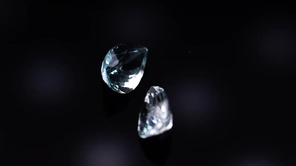 Natural Aquamarine Spin on the Background