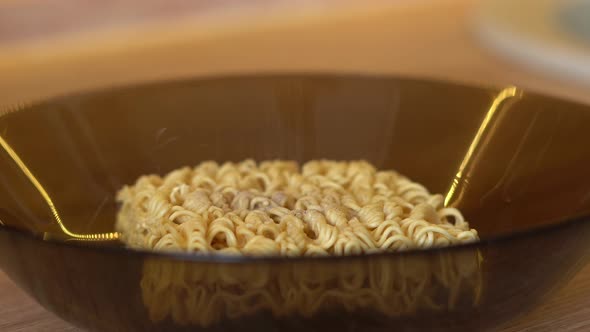 Step By Step Cooking Instant Noodles Close Up alt