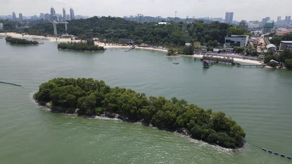 The Majestic Marina Bay of Singapore alt