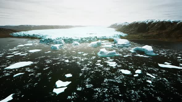 Panoramic View of Big Glacier at Alaska alt
