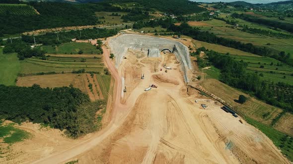 Tunnel Construction Site alt