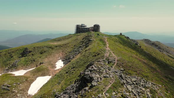 Observatory on Top of Mount Pip Ivan alt