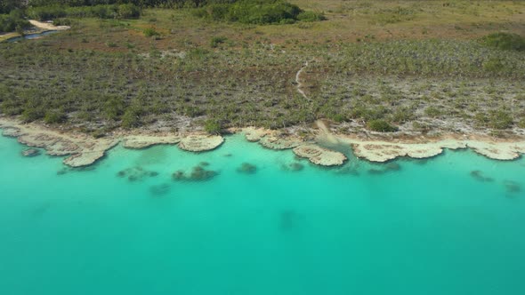 Los Rapidos Lagoon in Bacalar Mexico