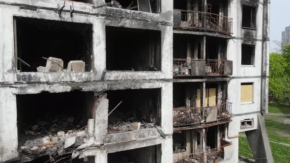 War in Ukraine  Burnt and Destroyed House in Kyiv alt