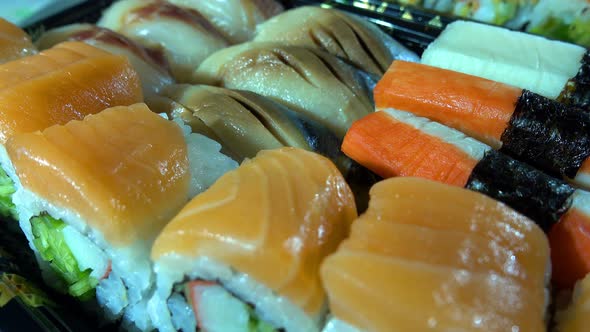 Japan Traditional Seafood Sushi alt