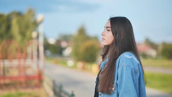 Portrait of a Lonely Girl in the City alt