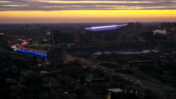 Traffic on I35 at Dusk - Minneapolis alt