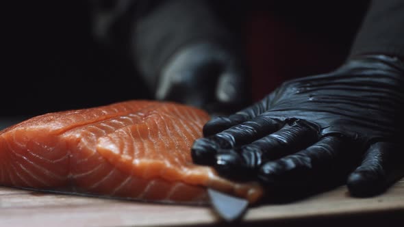 Slicing Salmon Fillets alt