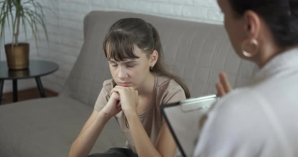 Quarantined Girl at Therapist alt