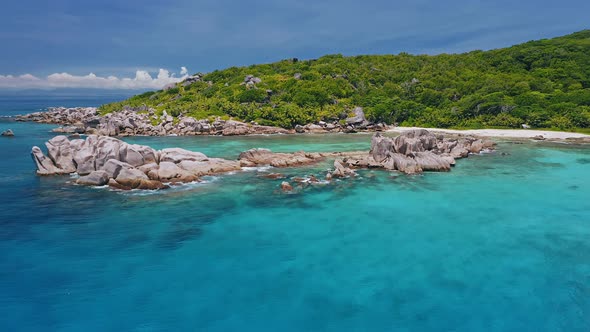 La Digue Seychelles alt