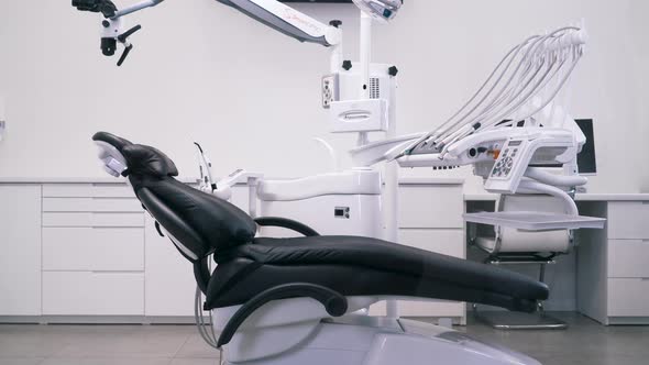 Automatic Lowering of the Chair in the Dental Office