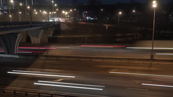 View of the highway at night, car traffic at night.