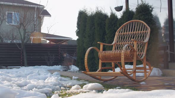 Outdoors Rocking Chair alt