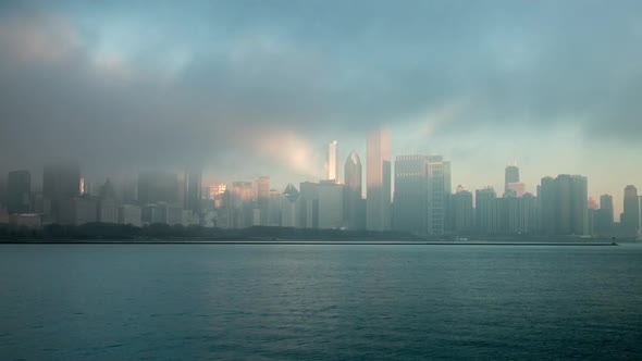 Time lapse of fog over Chicago from across the water alt
