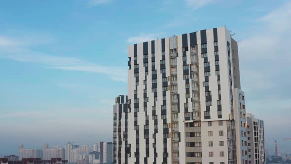 Buildings at Dawn in the City alt