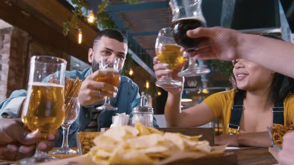 Arabian man congratulating his friend with holiday