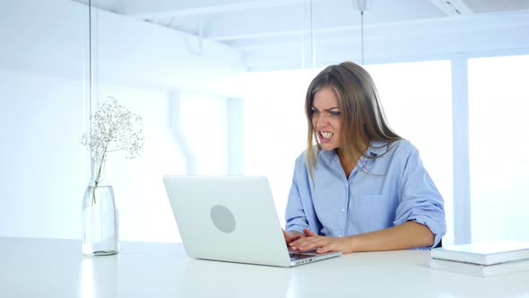 Frustrated Angry Woman Working on Laptop, Lots of Problems alt