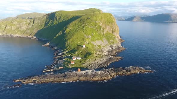 Runde Lighthouse Towards From Seaside