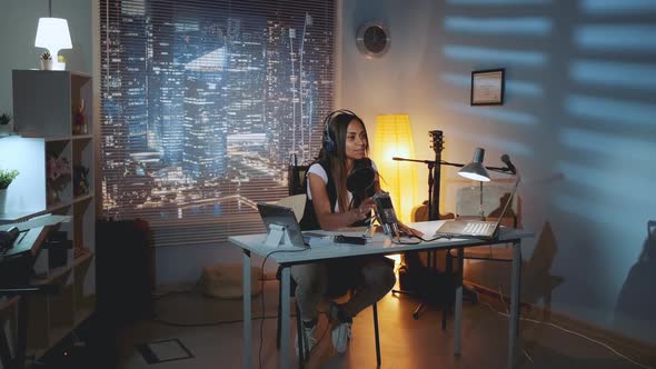 Home Recording Studio: Famous Black Blogger Recording Accost To Her Readers alt