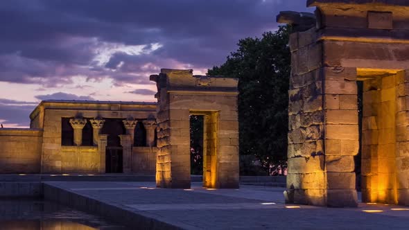 Sunset Over the Templo De Debod Timelapse in Madrid Spain alt