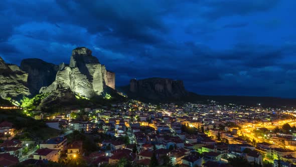 Timelapse of Meteora Famous Place in Kalambaka, Greece alt