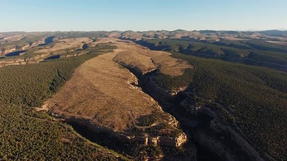 Shot of Dunes with mountain range under the sky in Great Sand Dunes National Park, Colorado, USA alt
