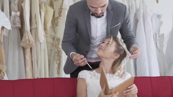 Happy Bride and Groom in Wedding Dress Prepare for Married in Wedding Ceremony alt