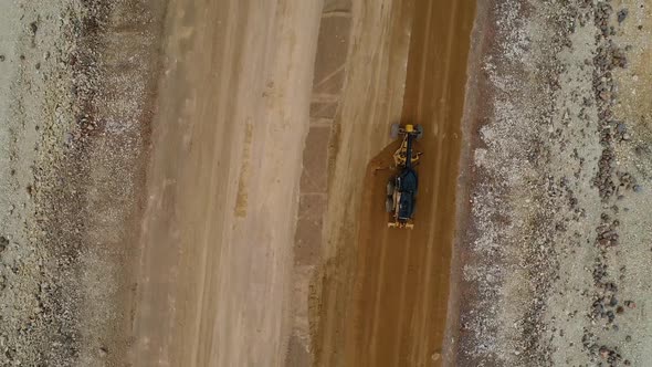 Bulldozer Working alt