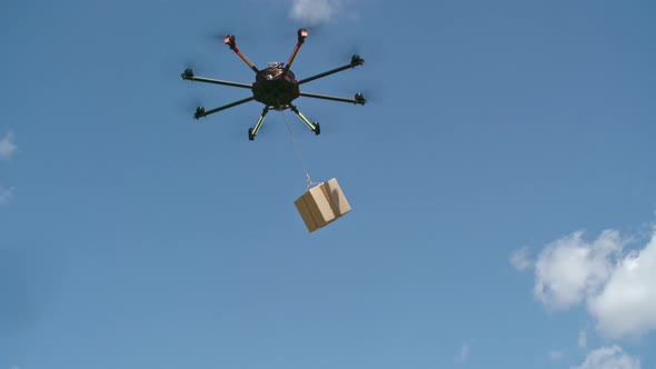 Drone Landing with Package alt