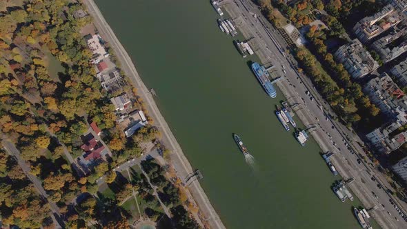 Top down view of a boat traveling the River Danube in Budapest alt