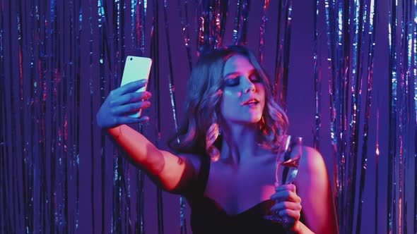 Christmas Selfie Festive Woman Neon Light Party alt