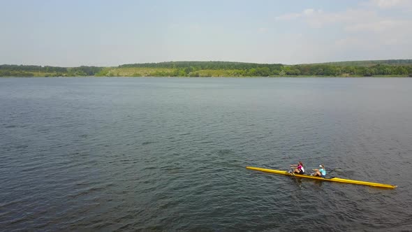 Training Athlete In Kayak alt