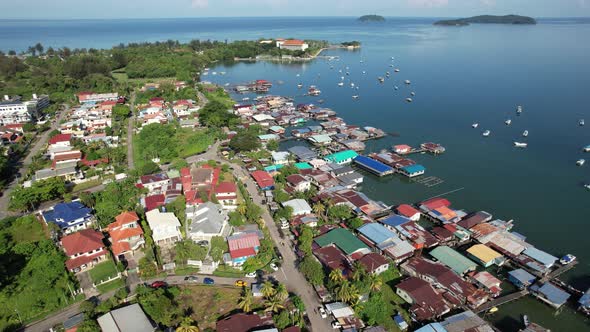 The Gaya Island of Kota Kinabalu Sabah alt