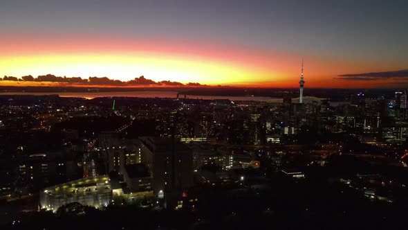 Glow of the orange sky over Auckland alt