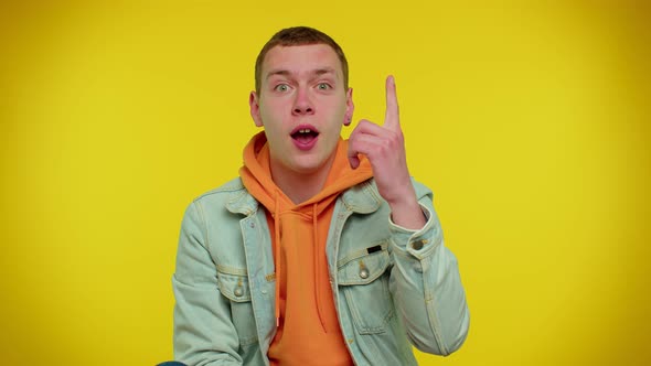 Inspired Stylish Man Make Eureka Gesture Came Up with Creative Plan Feels Excited with Good Idea alt