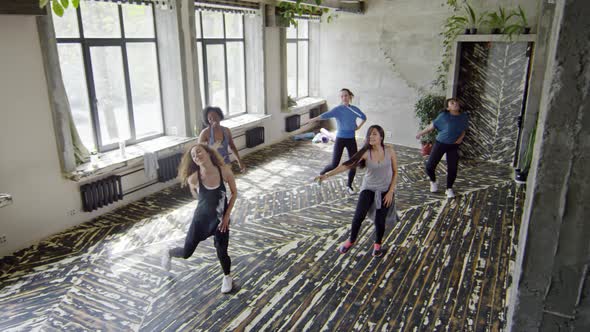 Women in Zumba Class alt