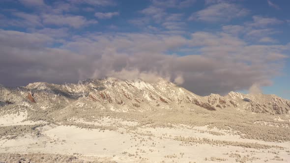 Aerial shot of the mountains near Boulder Colorado alt