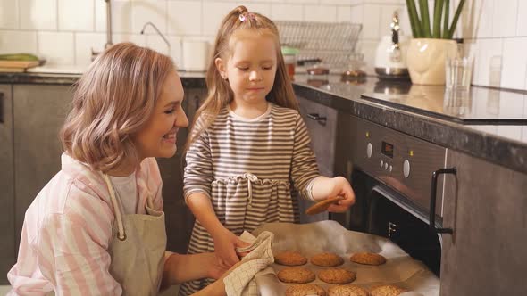 Adorable Little Girl Made Delicious Sugar Cookies Her Mom Holiday alt
