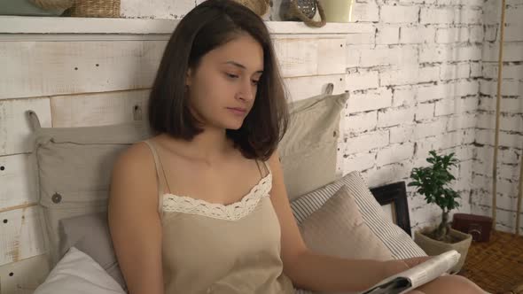 Happy Girl Enjoy Free Time on Sunday alt